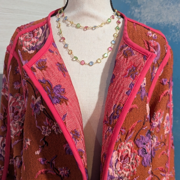 Rara Avis Floral Women's Long Jacket with Pink Accents - Picture 8 of 14